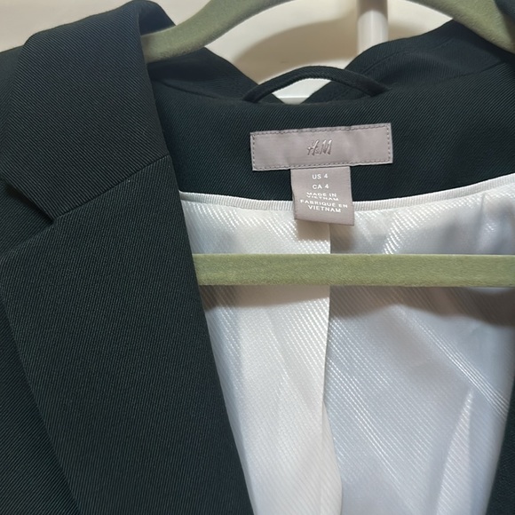 Blazer - Picture 2 of 4